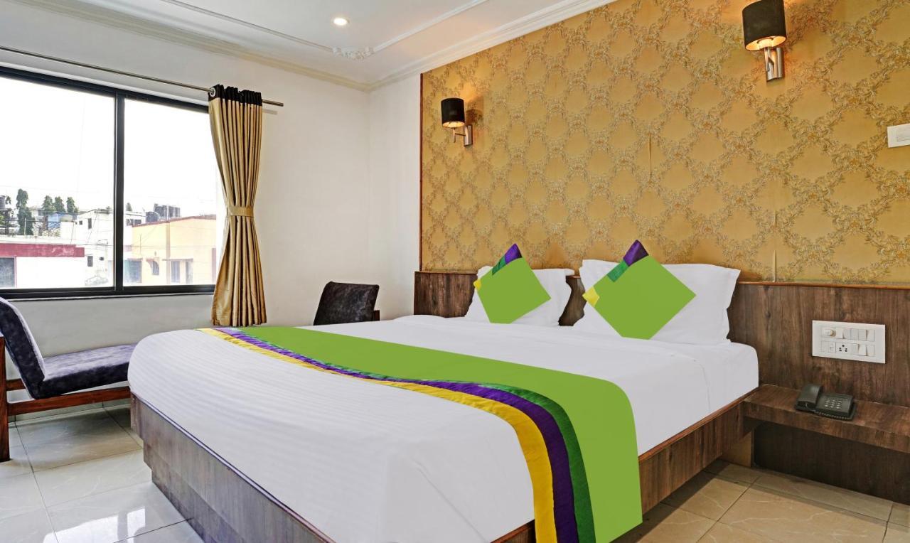 אאורנגבד Treebo Varsha Palace מראה חיצוני תמונה