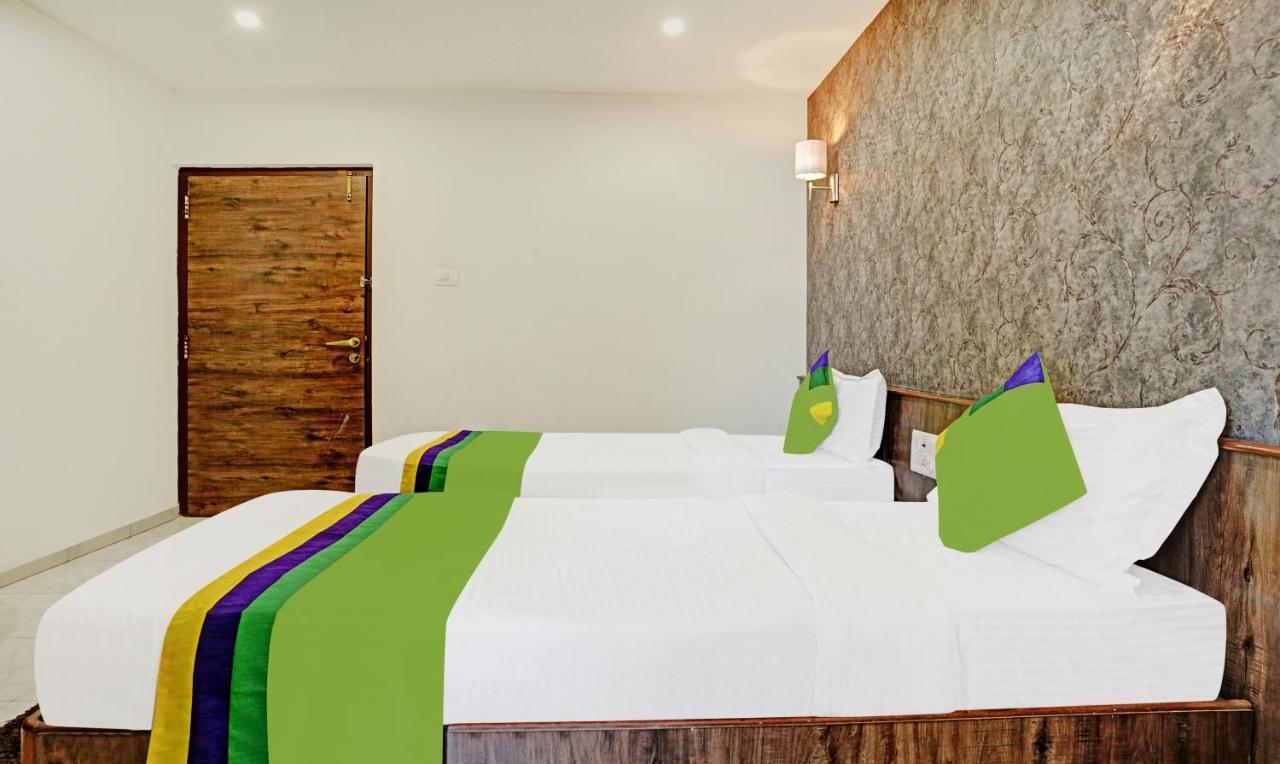 אאורנגבד Treebo Varsha Palace מראה חיצוני תמונה