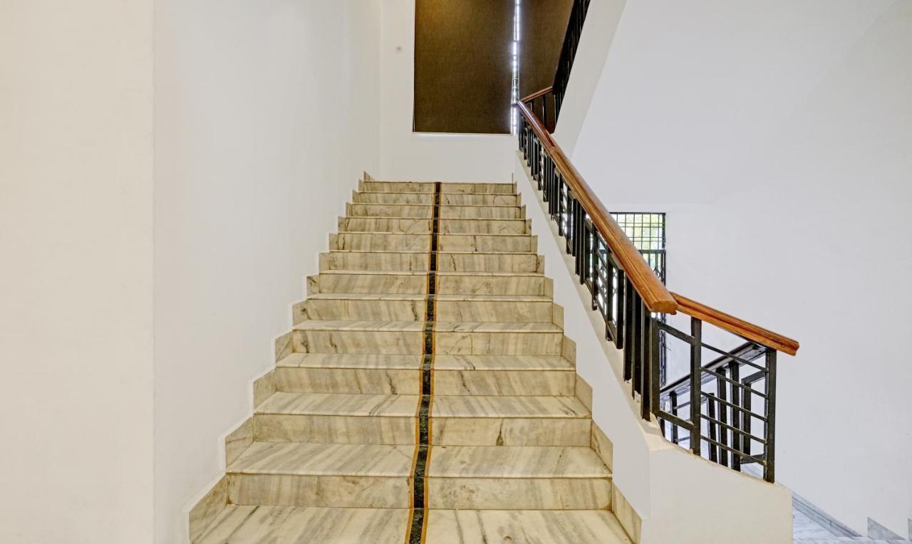 אאורנגבד Treebo Varsha Palace מראה חיצוני תמונה